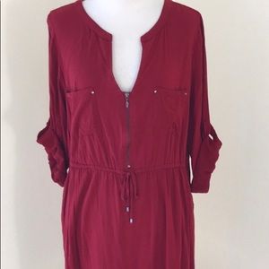 Torrid SZ 2X front half zip dress with sleeve tabs.